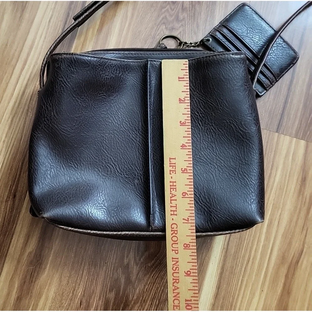 Crazy Horse Cross Body Bag Purse Wallet Faux Leather Brown Gold Western Keychain